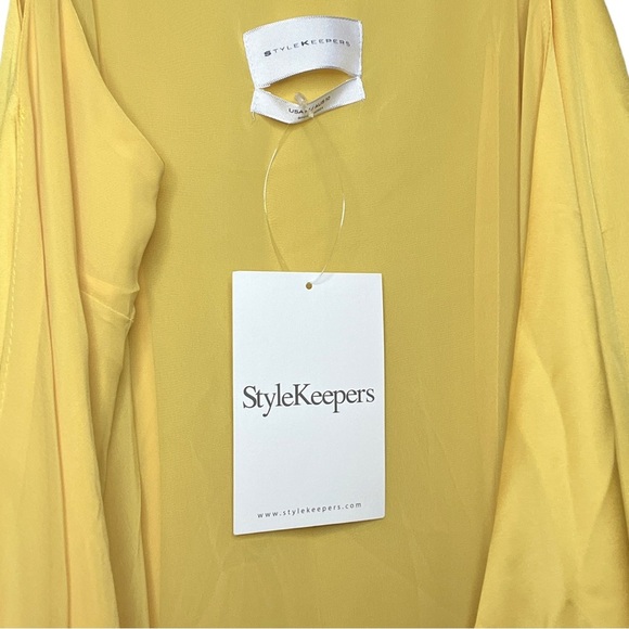 StyleKeepers the Treasured Wrap Midi dress - Picture 4 of 4